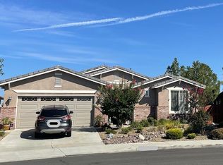 30027 Iron Horse Dr, Murrieta, CA 92563