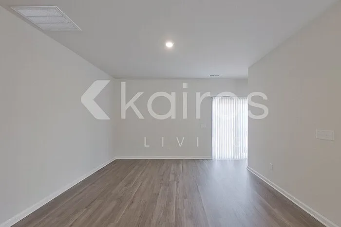 2529 Banyon Cir — Photo 7