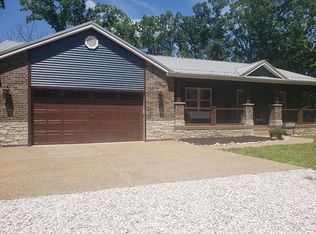 147 Oaktree Ln, Troy, MO 63379