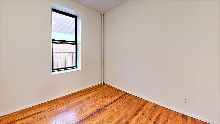 Rented by Bond New York | media 1