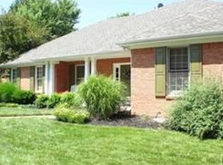 689 Timberidge Dr, Saint Charles, MO 63303
