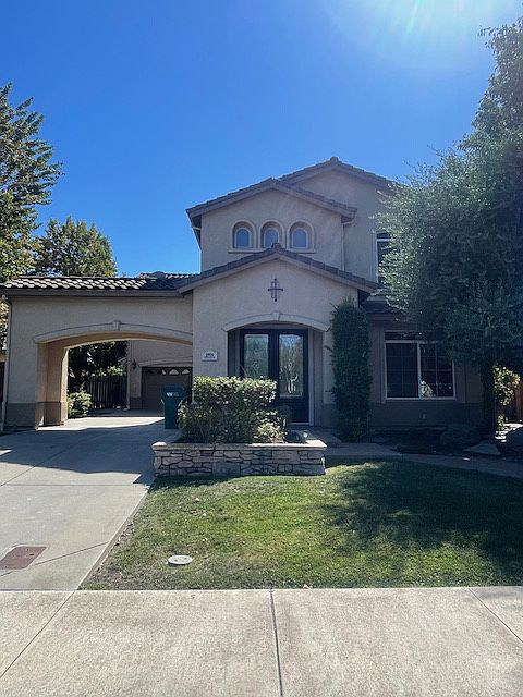 1st image of 2906 Lonnie Beck Way
