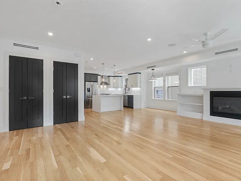 10 Hallet St #1 — Photo 14