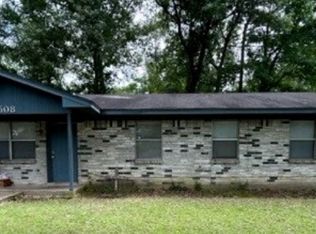 1508 Briarwood Dr, Lufkin, TX 75901
