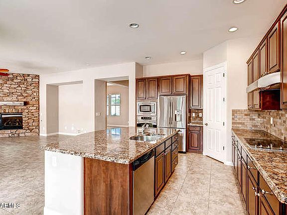 4th image of 20842 W Eastview Way