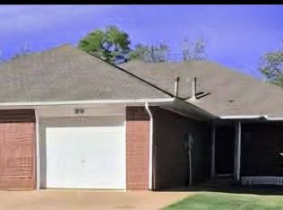 205 Jefferson Ave NE, Piedmont, OK 73078