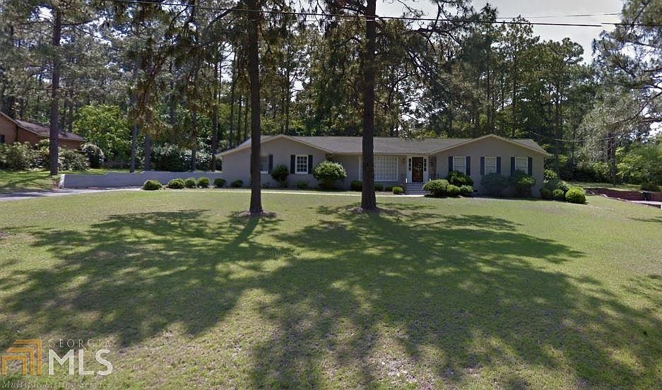 1st image of 312 Pinewood Dr