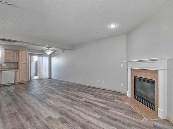 5th image of 10620 E 46th St