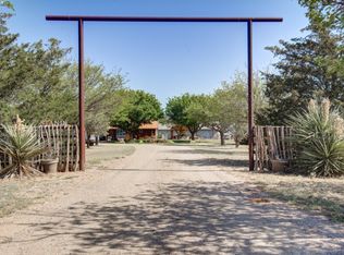 7818 Woodrow Rd, Wolfforth, TX 79382