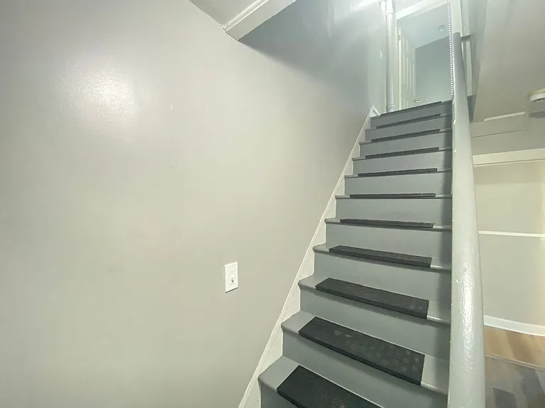 4 Shedds Ave — Photo 18