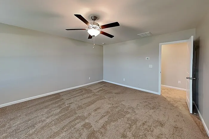 1045 Cloverdale Ct — Photo 7