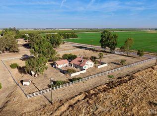 2159 Di Giorgio Rd, Bakersfield, CA 93307