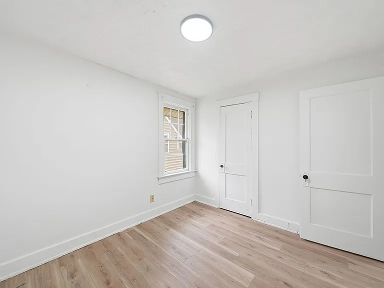 1211 Emily St — Photo 27