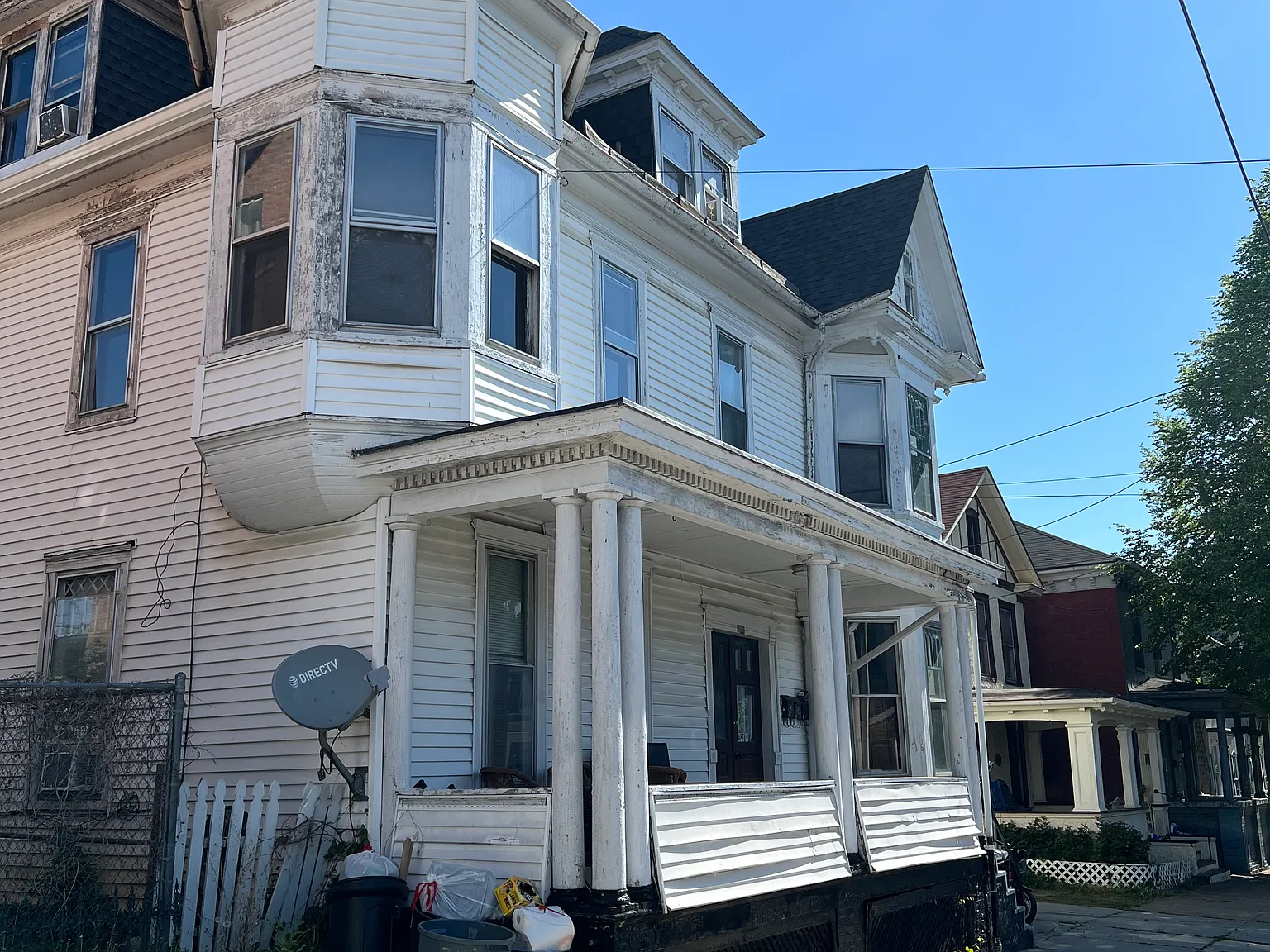2 bed, 800 sqft, $1,200 — Photo 1
