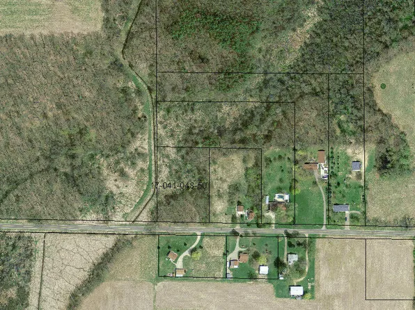 B Dr S, Ceresco, MI 49033