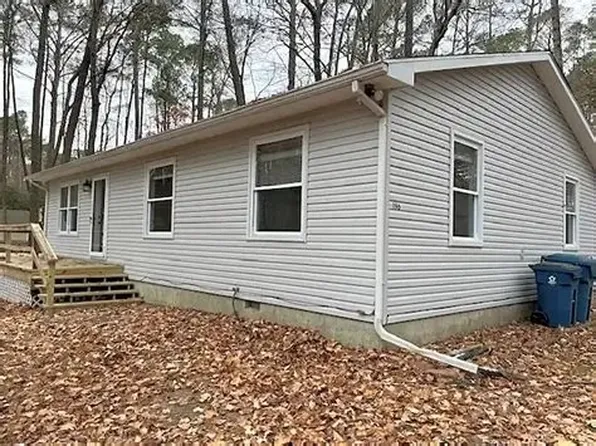 196 Windjammer Rd, Ocean Pines, MD 21811