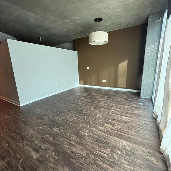 400 W Peachtree St NW #3707 — Photo 22