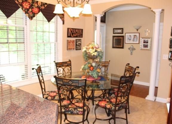 4th image of 1846 Creekside Dr NE