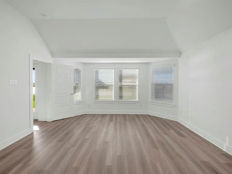 14001 Baikal Manor Dr — Photo 30