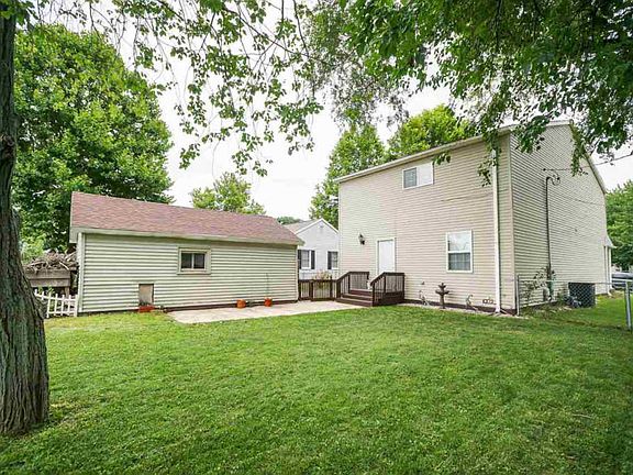 2nd image of 4729 N Edgebrook Dr