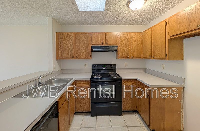 5218 Glen Alan Ct S, Jacksonville, FL 32210 | Zillow