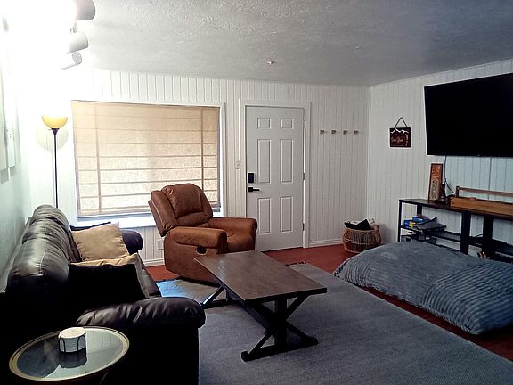 5th image of 651 S Snowflake Ln #212/211