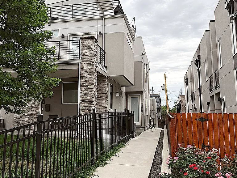 1276 Yates St — Photo 1