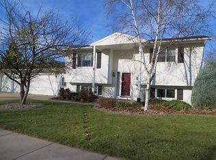 1798 Schaefer Cir, Appleton, WI 54915