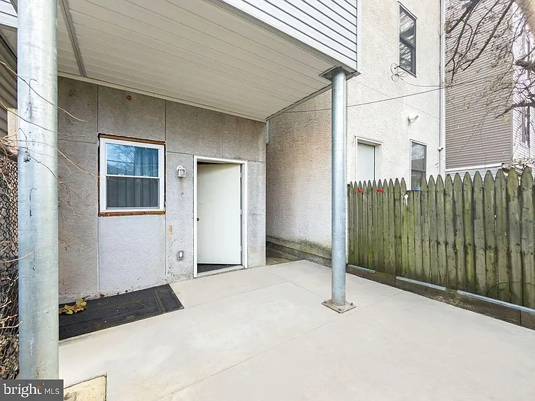 1724 N Bouvier St #A — Photo 6