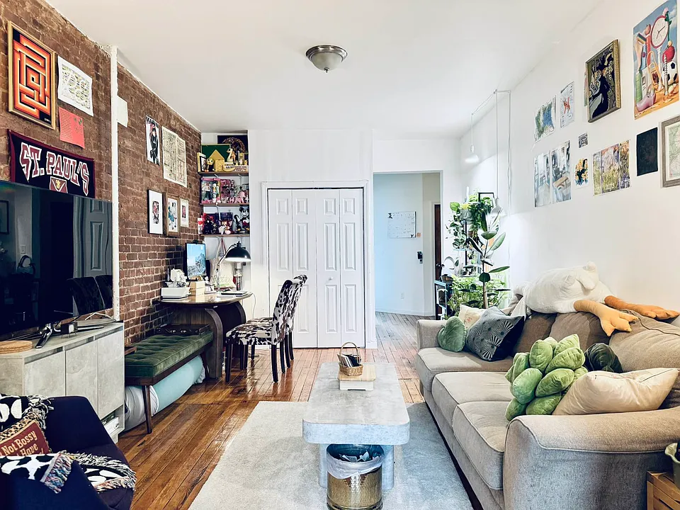 540 4th Ave #3