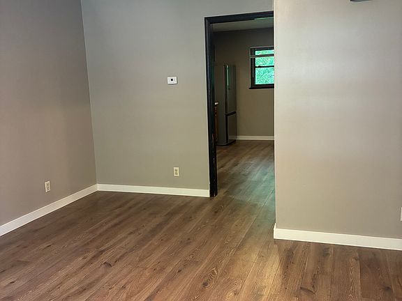 2nd image of 3019 Hampton Rd