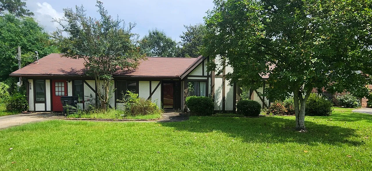 Charming 3-Bedroom Home in Perry, GA. Currently under-going Updates! — Photo 1