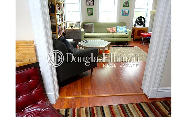 Rented by Douglas Elliman | media 20