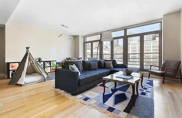 1st image of 124 W 23rd St APT 10
