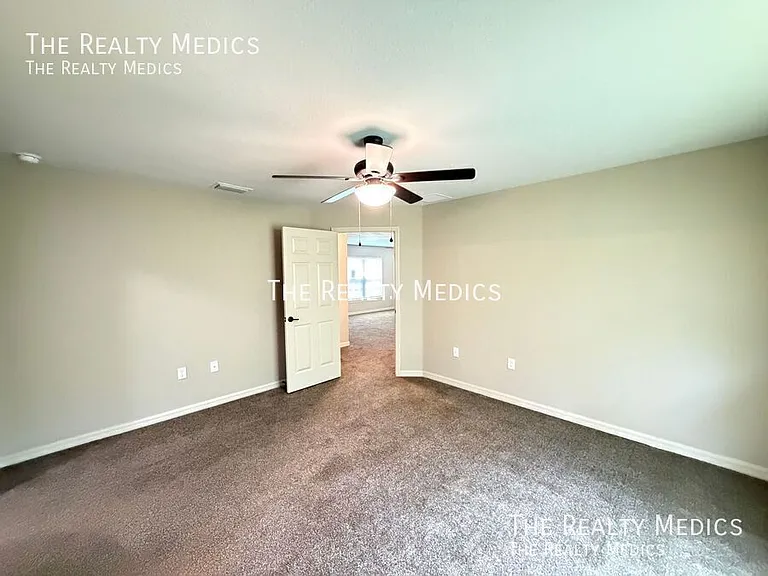 4864 SE 137th Pl — Photo 11