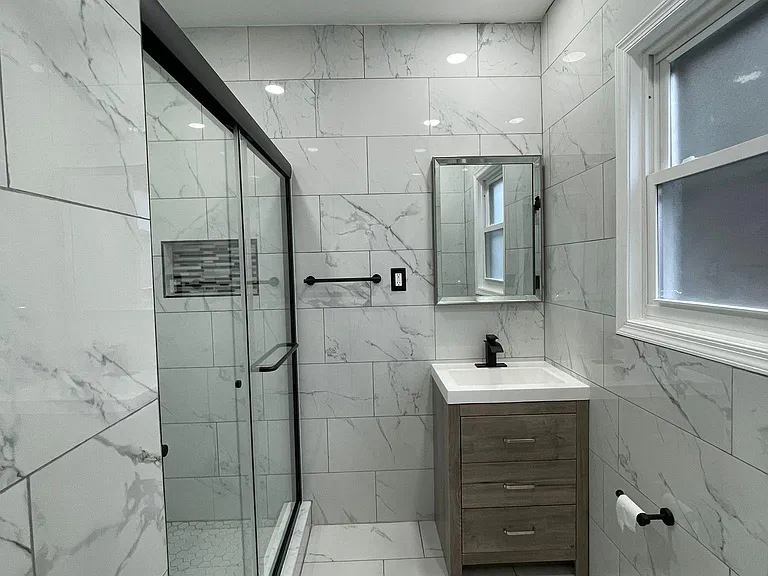 306 N 12th St #1 — Photo 5