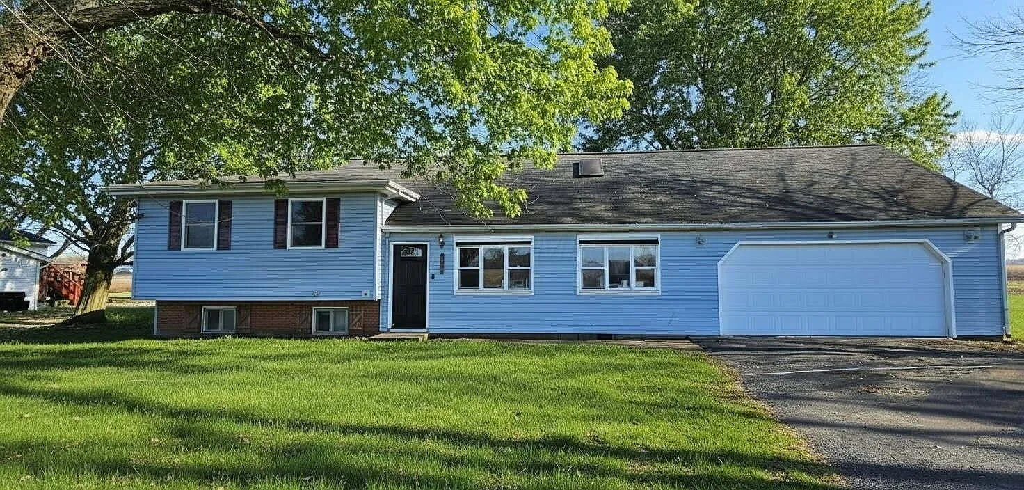 1584 Bumford Rd photo 1
