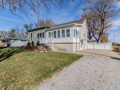 335 S Hennepin Ave, Ladd, IL, 61329