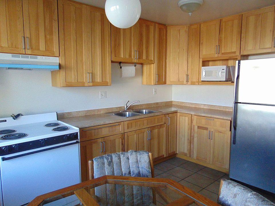 1st image of 190 California Blvd #302