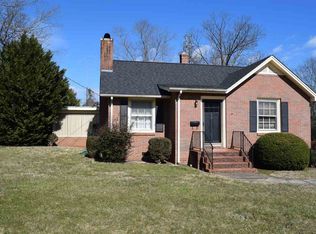 37 26th Ave NE, Hickory, NC 28601