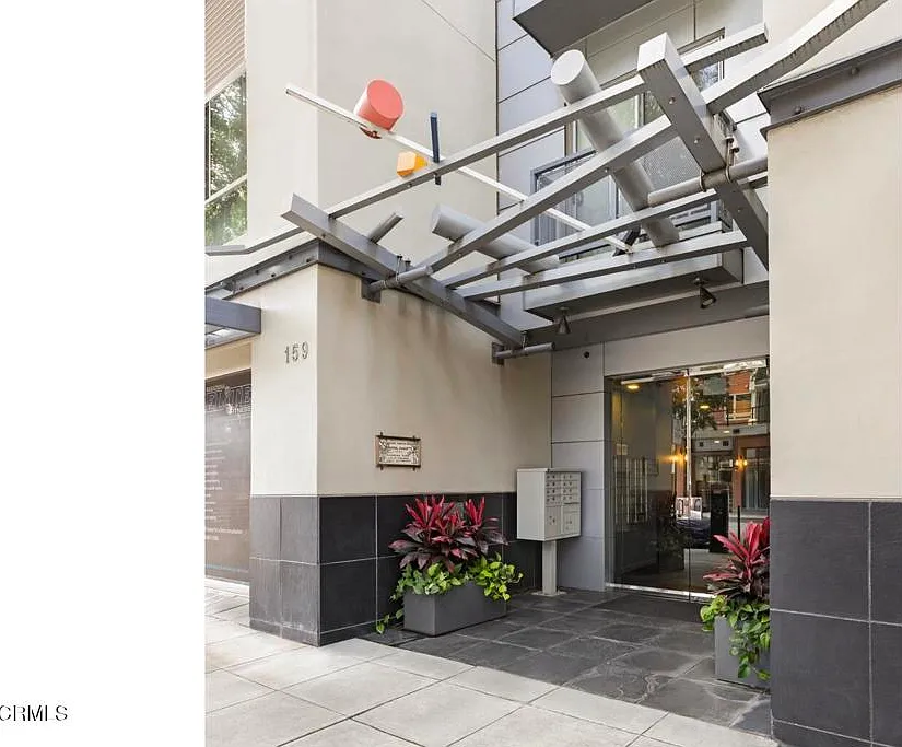 1 bed, 1.0 bath, 910 sqft, $2,700 — Photo 4