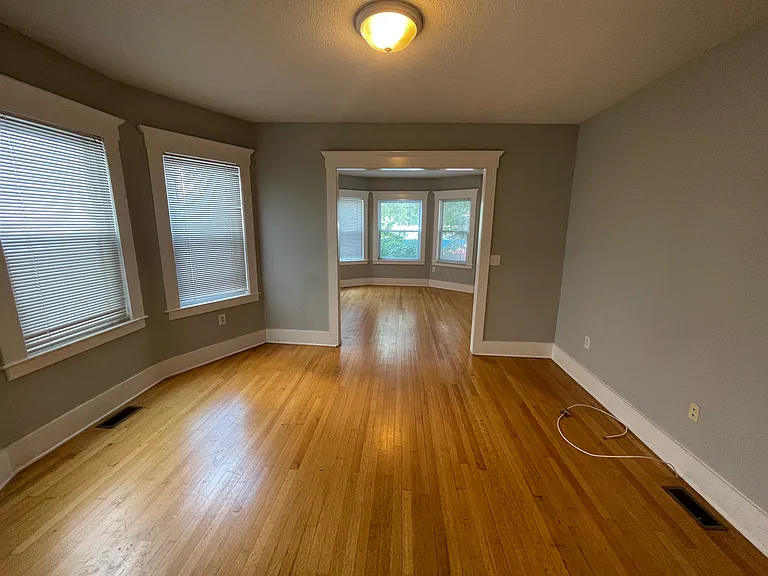 172 Foster St #1 — Photo 2