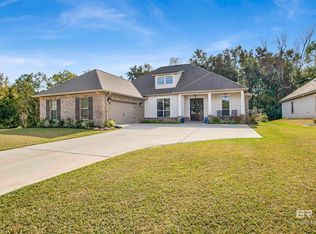 962 Falkland Ave, Fairhope, AL 36532