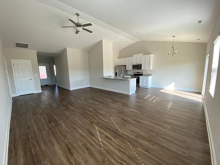 460 Legacy Dr — Photo 17