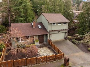 260 NW Torreyview Dr, Portland, OR 97229