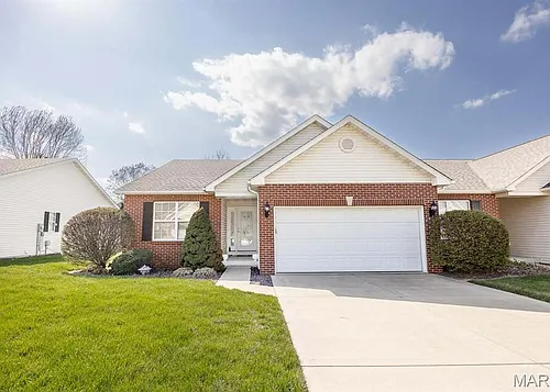 3245 Jared Dr Photo 1