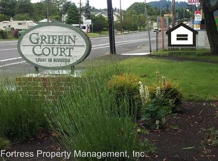 15335 SE Division St, Portland, OR 97236