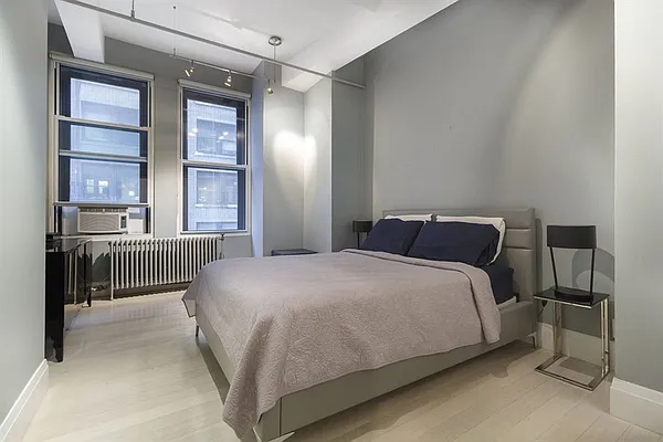 Rented by Compass | media 40