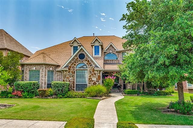 1st image of 647 Mineral Point Dr