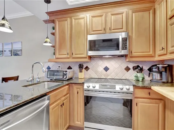 3323 Olympic DR #715, NAPLES, FL 34105